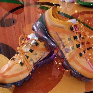 Nike Nike Air Vapormax 2019, Size 9
